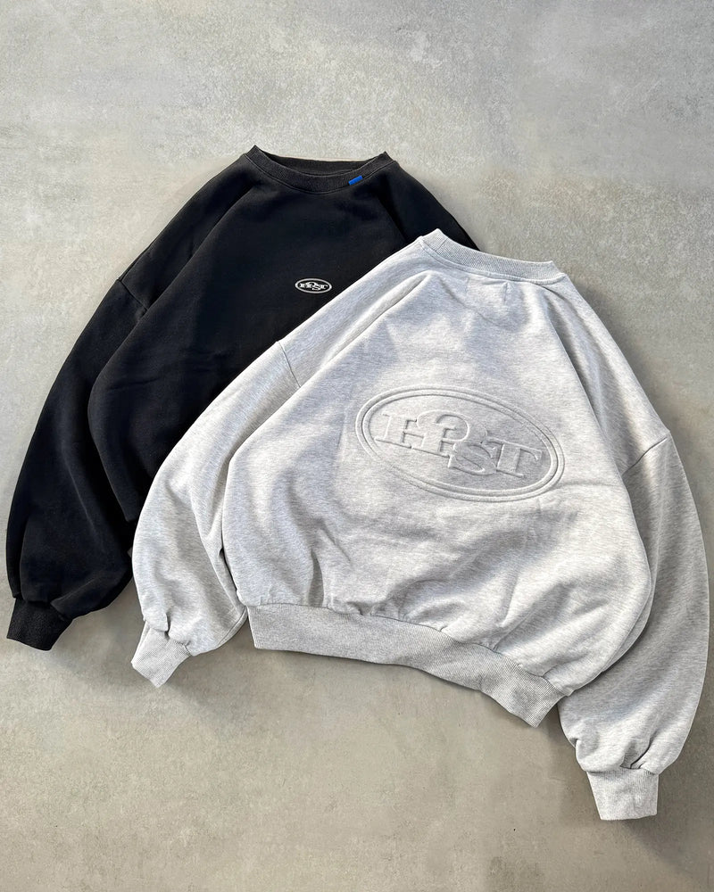 EMBOSS METAL LOGO CREWNECK