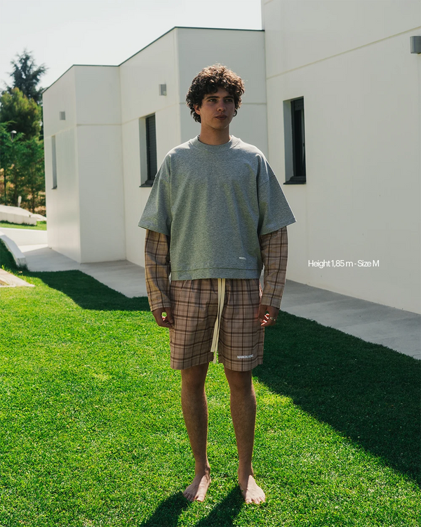CHECK ESSENTIAL LONGSLEEVE TEE